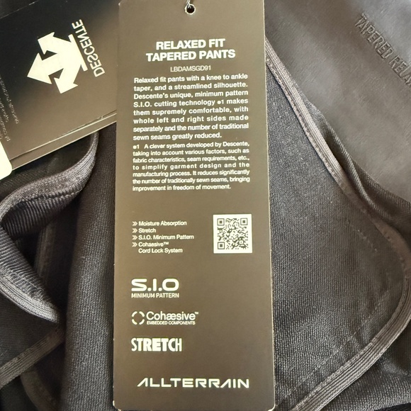 NWT! Descente Allterrain Relaxed Fit Tapered Tech Pants Taped Seams M-36 - Picture 8 of 9